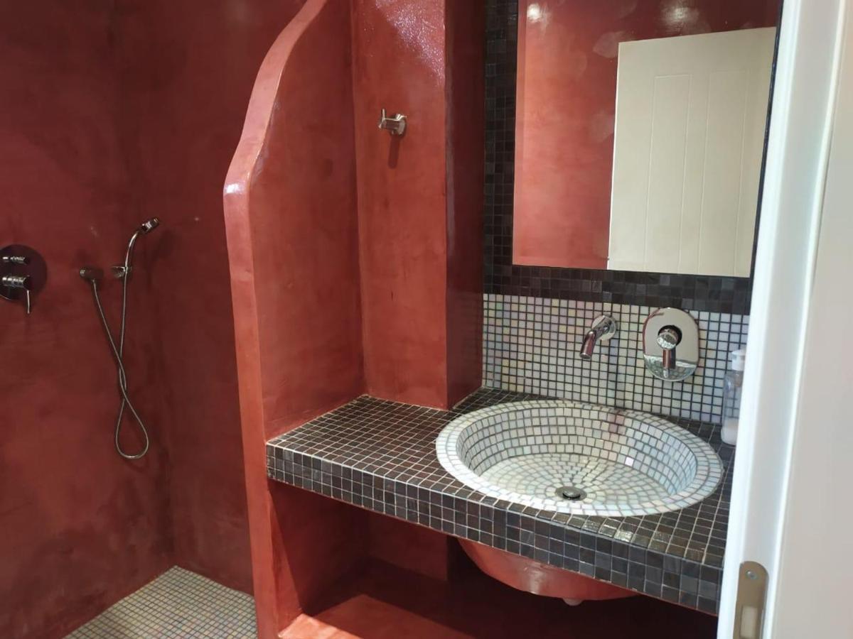 Mihal Suites Sarandë Exterior foto